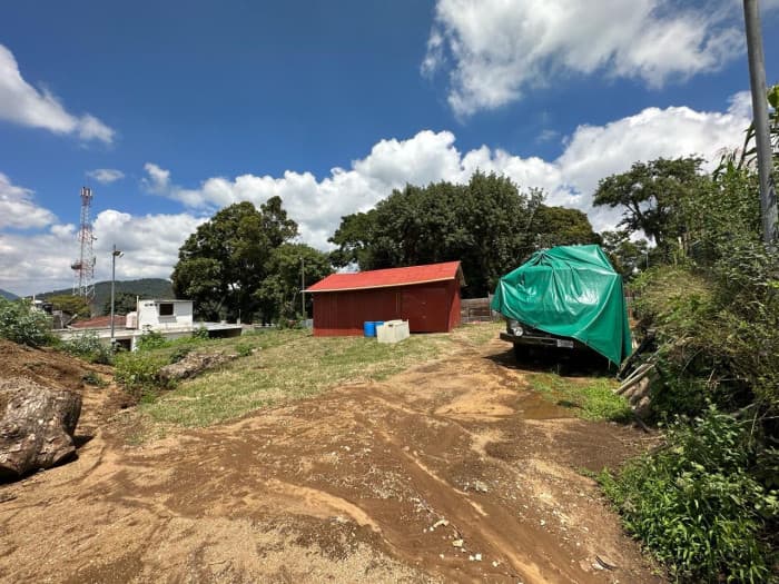 Terreno en venta subiendo de antigua Guatemala - foto 4