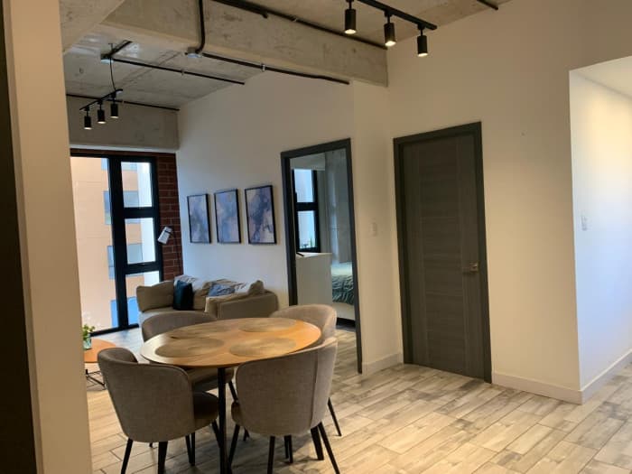 Apartamento amueblado y equipado en Zona 4 - foto 4