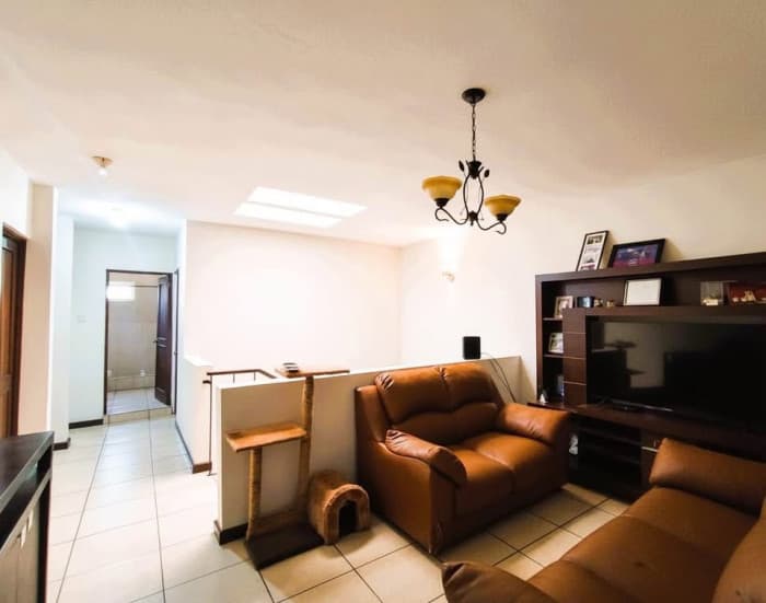 Casa en Venta en Hacienda Real Zona 16 Guatemala - foto 2