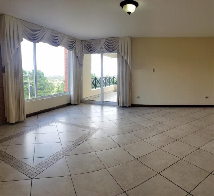 Casa en venta en San Lazaro para inversión Rentada  - foto 3