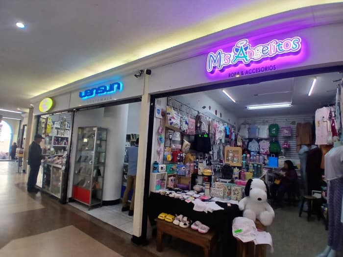 Local Comercial en Renta en Centro Comercial Zona 1. - foto 2