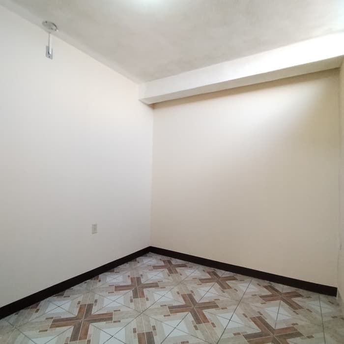 Casa para oficinas en zona 1 - foto 3