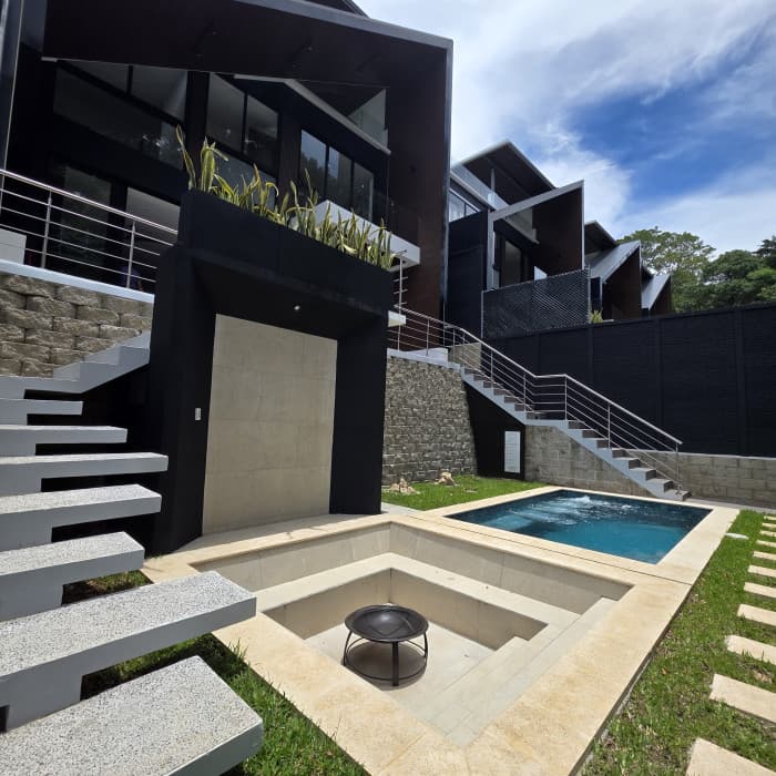 Casa o Villa en Venta en Laguna El Pino Santa Rosa - foto 2