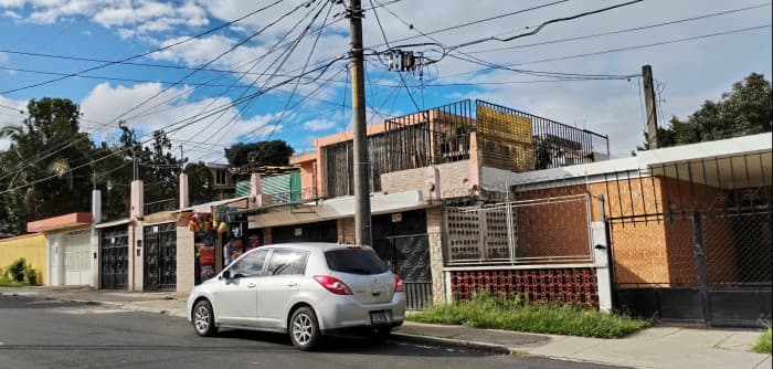 Casa para Inversión-Demolición, en venta en Zona 15 - foto 3