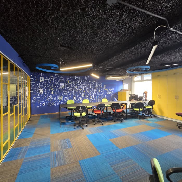 Oficinas en Venta o Alquiler Zona 9 Guatemala - foto 4