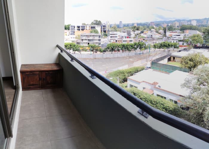 Apartamento en Renta en Zona 10 Edificio Verona - foto 4