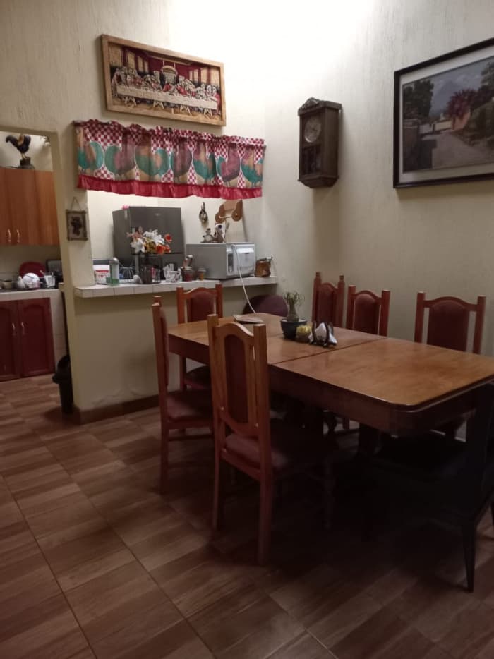 Casa con bodega en venta en zona 2 de Mixco Alvarado - foto 4