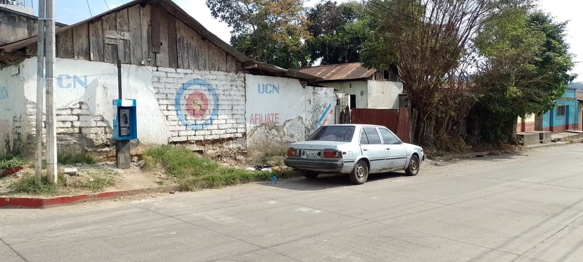 Casa-Terreno en venta para uso comercial en Barberena - foto 2