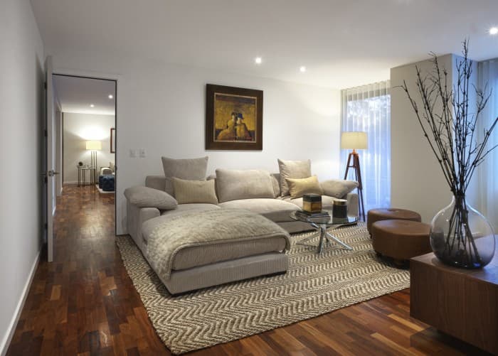 Apartamento en renta con jardín en la zona 10 - foto 2