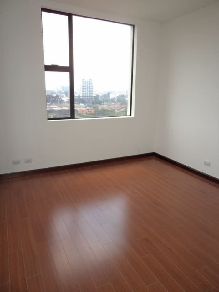 apartamento a la venta en zona 15 VH II - foto 4
