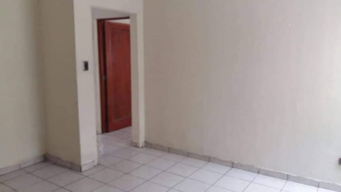  casa EN ALQUILER uso comercial  Zona 9 Guatemala - foto 3