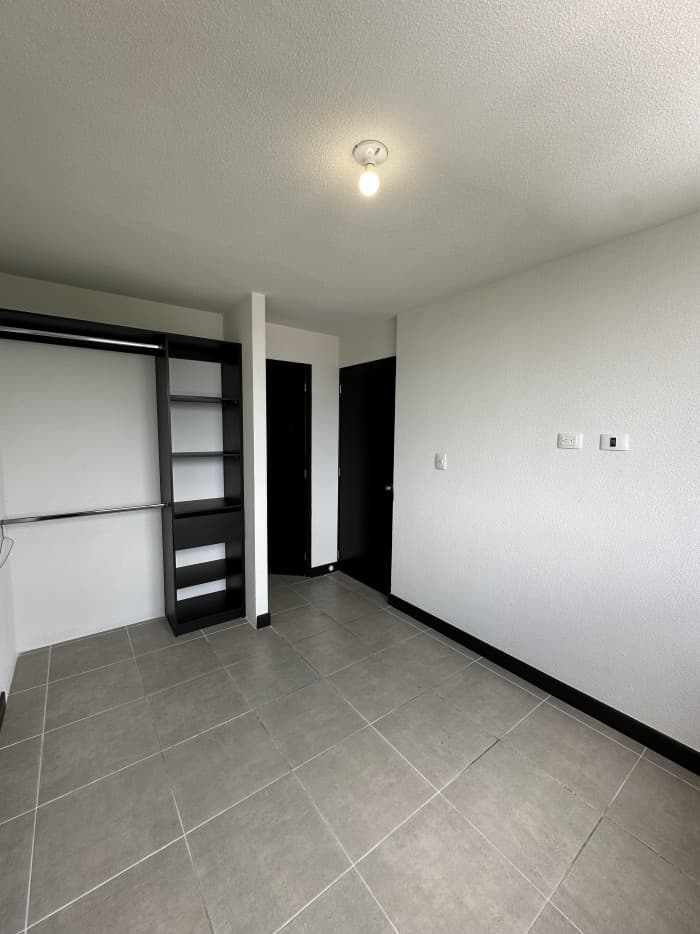 Apartamento renta 3 habitaciones cerca USAC Zona 12 - foto 4