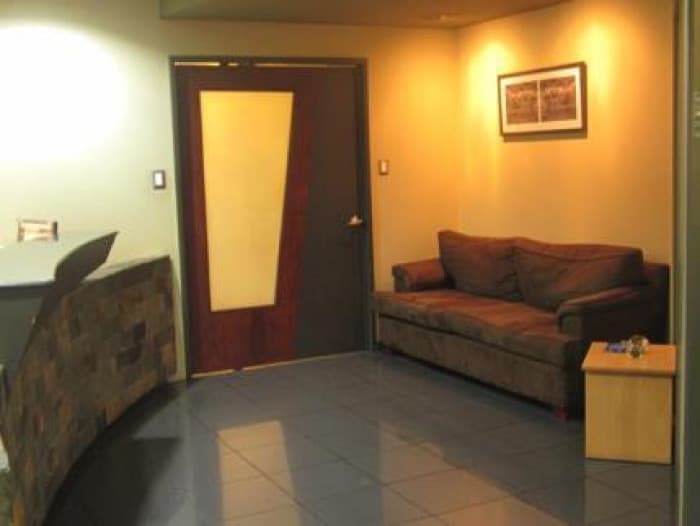 En Venta oficina construcción en zona 9 Reforma - foto 4