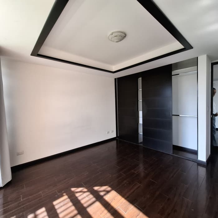 En Renta Apartamento en zona 16 Guatemala - foto 13