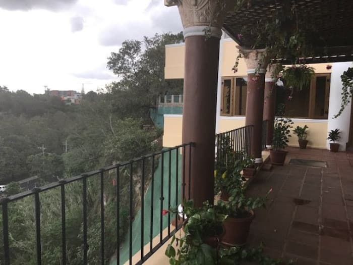 Casa en venta y renta  en La Isla zona 15  - foto 2