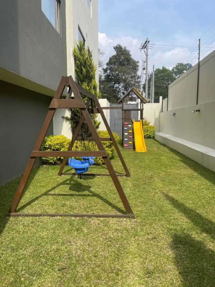 En Alquiler Penthouse en zona 10 Guatemala - foto 2