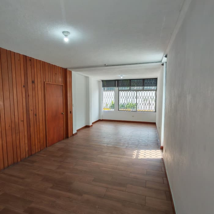 Casa ideal Oficinas en Renta zona 14  - foto 21