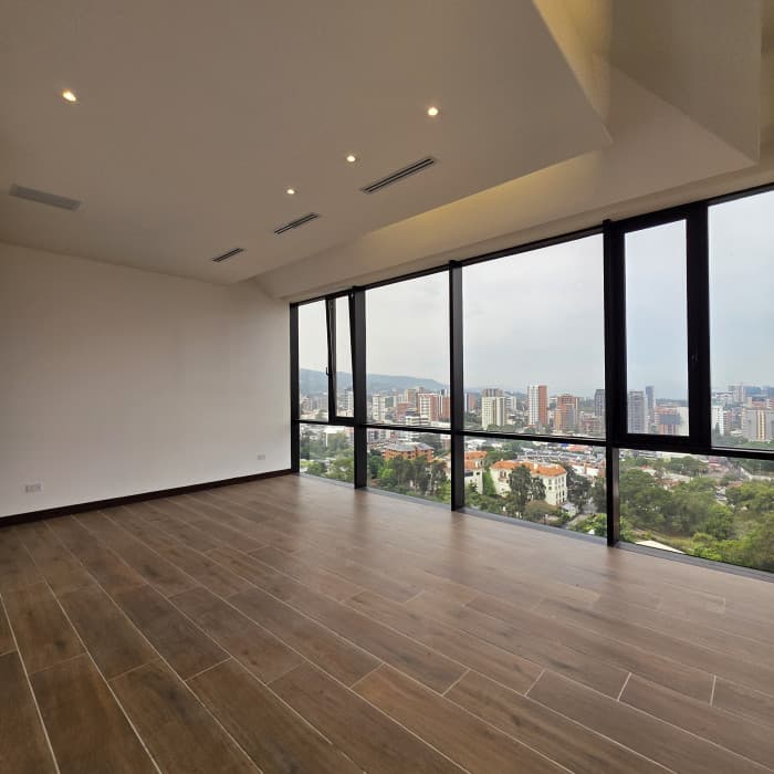 PentHouse en Venta en Oakland Zona 10 Guatemala - foto 2