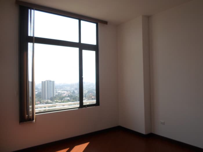 Alquiler Apartamento en Zona 15 Vista Hermosa I - foto 4
