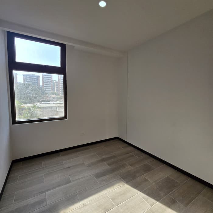 Apartamento en Alquiler en Zona 10 Guatemala - foto 5
