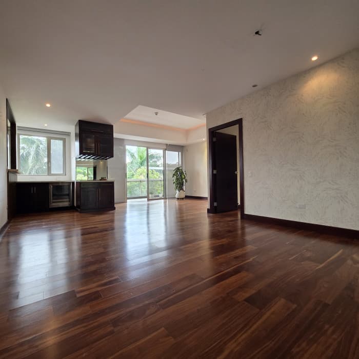 En Alquiler Apartamento en Tiffany Zona 14 - foto 4