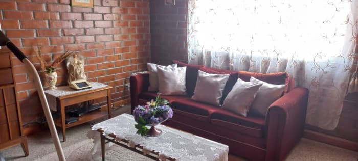 En venta casa grande con jardín La Floresta zona 9 Xela - foto 3