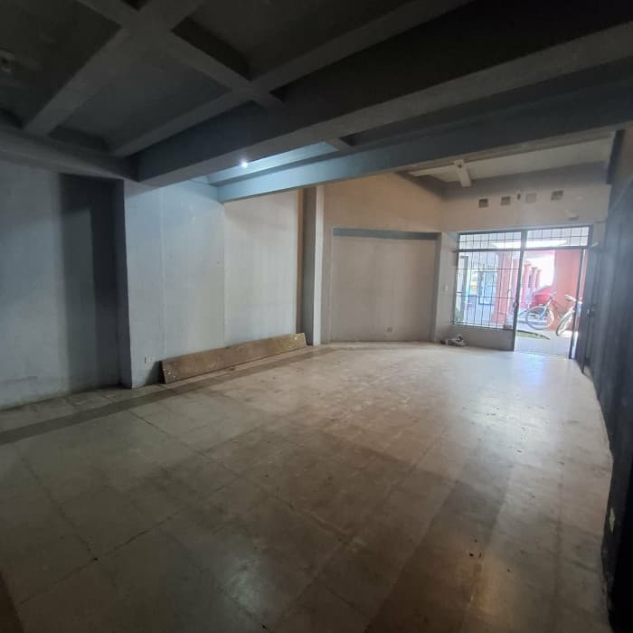 Local en Renta con 96m2 con Mezanine en Zona 10 - foto 3