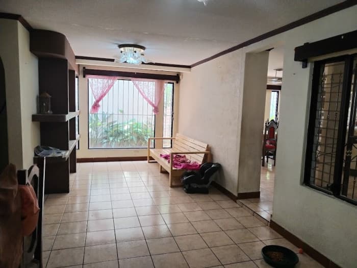 Casa en Venta Bosques de San Nicolas Z.4 de Mixco - foto 3