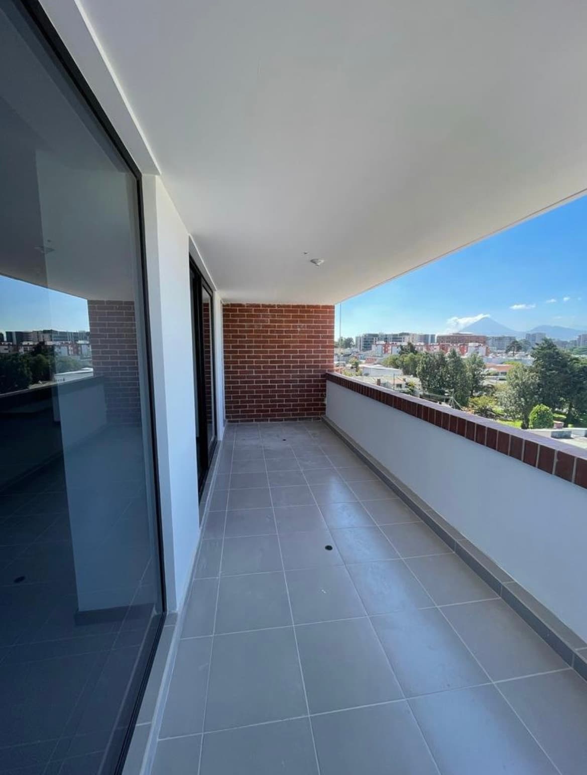 Apartamento para Inversión en Venta en Zona 14 La Villa - foto 2