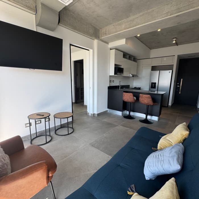 Apartamento en renta en zona 16, Shift - foto 2