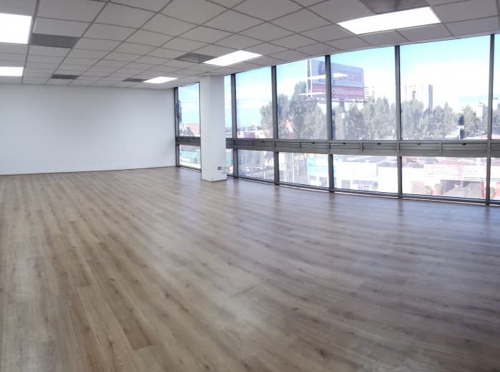 Edificio en alquiler Boulevard Los Próceres Z10! - foto 2