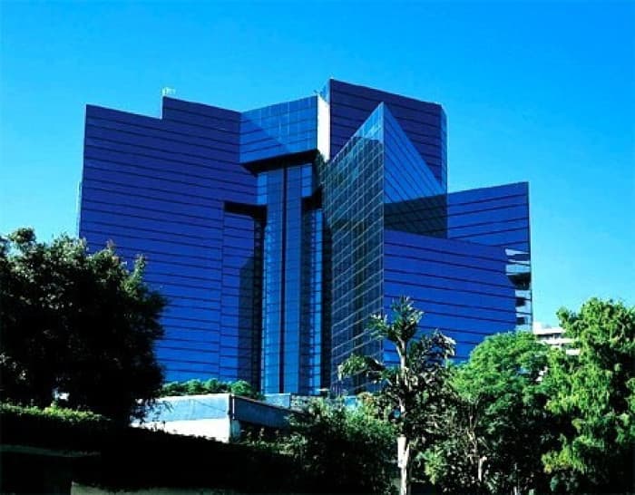 Alquiler Oficina en Zona 10 Edificio  Atlantis  - foto 2