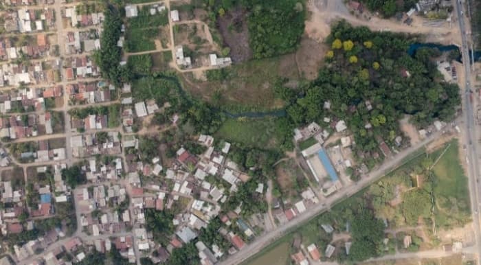 Venta de terreno comercial en Puerto Barrios Izabal - foto 3