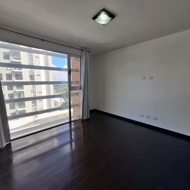 En Renta Apartamento en zona 16 Guatemala - foto 8