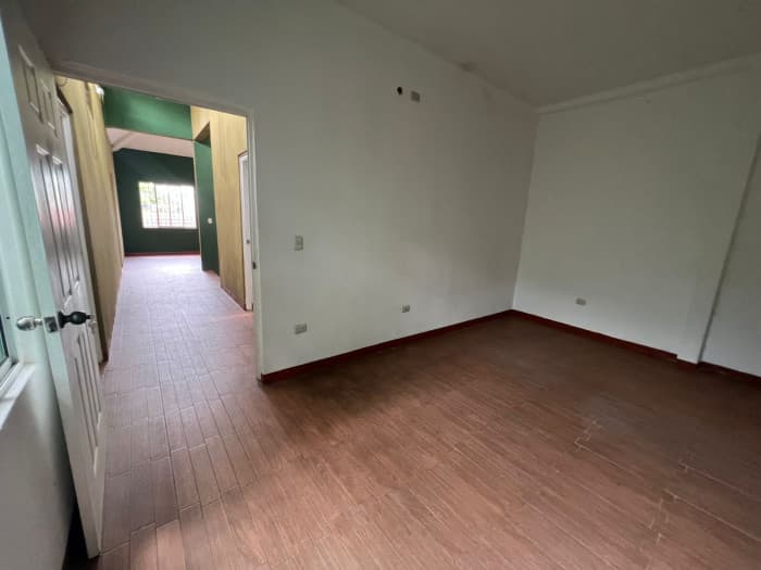 Casa en venta en Asunción Mita Jutiapa por el centro   - foto 4