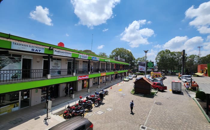 Local Comercial en renta en plaza ubicada en San Lucas - foto 3