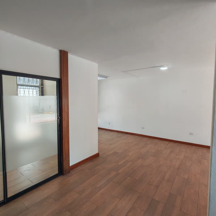 Casa ideal Oficinas en Renta zona 14  - foto 19