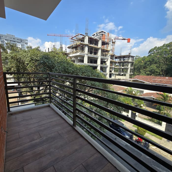 En Venta Apartamento cercano Avenida Las Americas Z.13 - foto 2