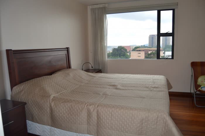 Apartamento amueblado en renta en zona 10 Guatemala - foto 4