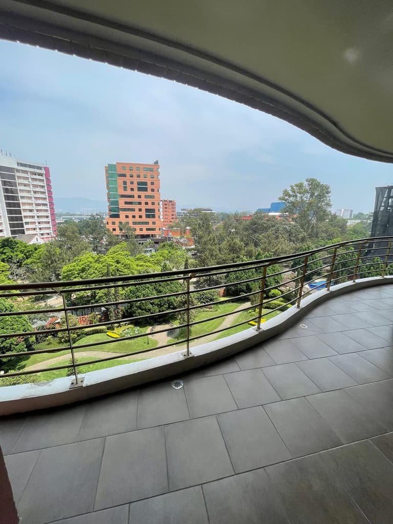 En Renta Apartamento en Tadeus Zona 14 - foto 2