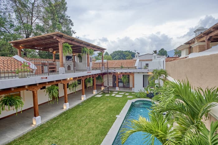 EN VENTA hermosa casa en condominio Antigua Guatemala - foto 2