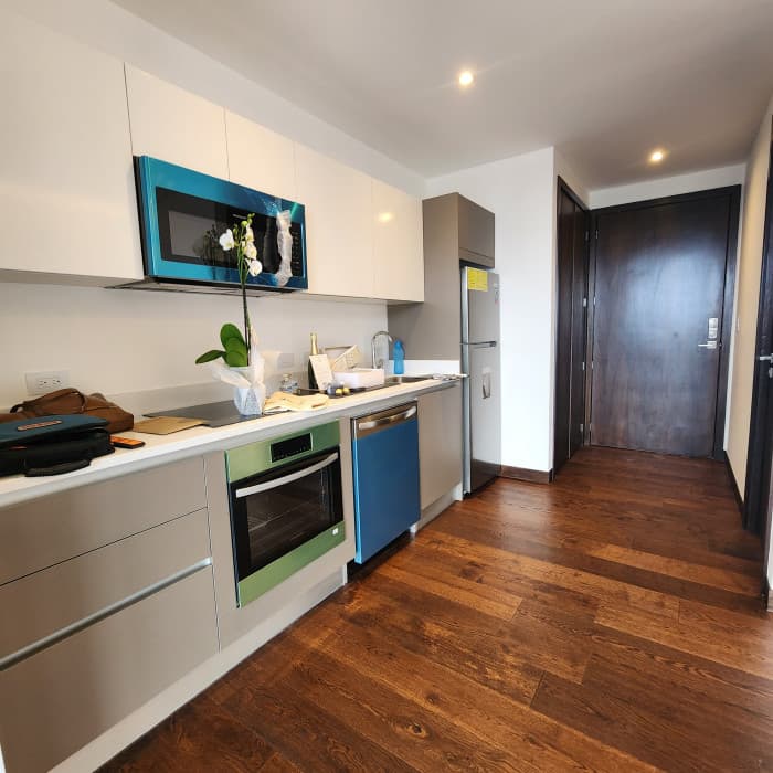 Hermoso apartamento amueblado en renta en zona 10 - foto 3