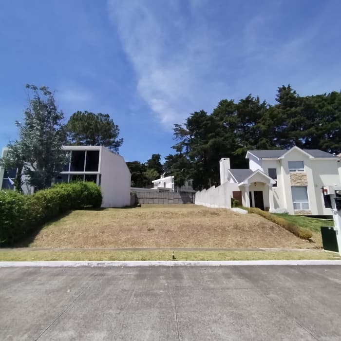 Terreno residencial en venta en La Fontana Fraijanes - foto 4