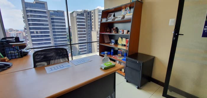 Oficinas en venta en Design Center zona 10 - foto 3