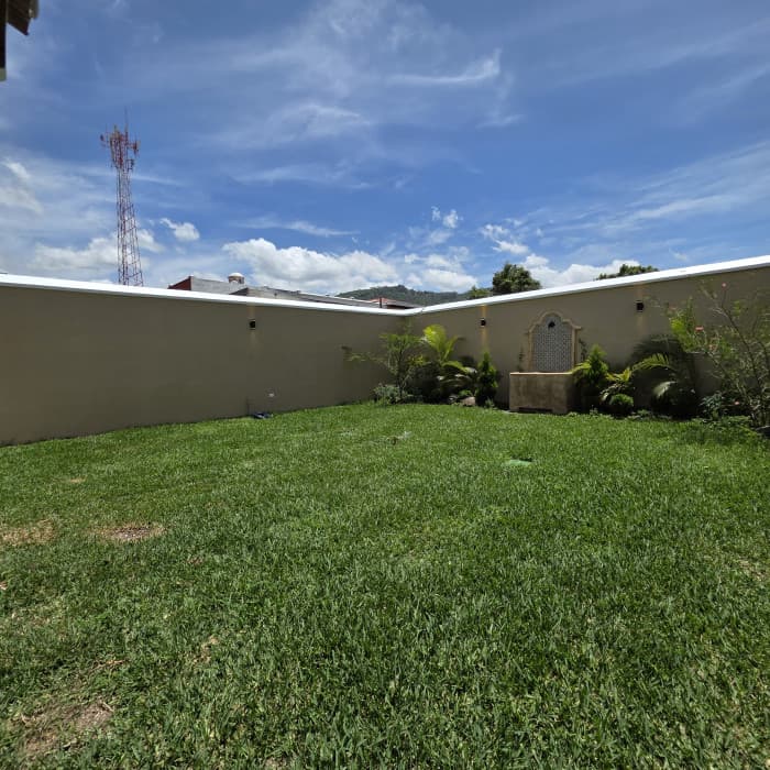 Casa en Condominio en Venta en San Miguel Dueñas Sacatepéquez - foto 2