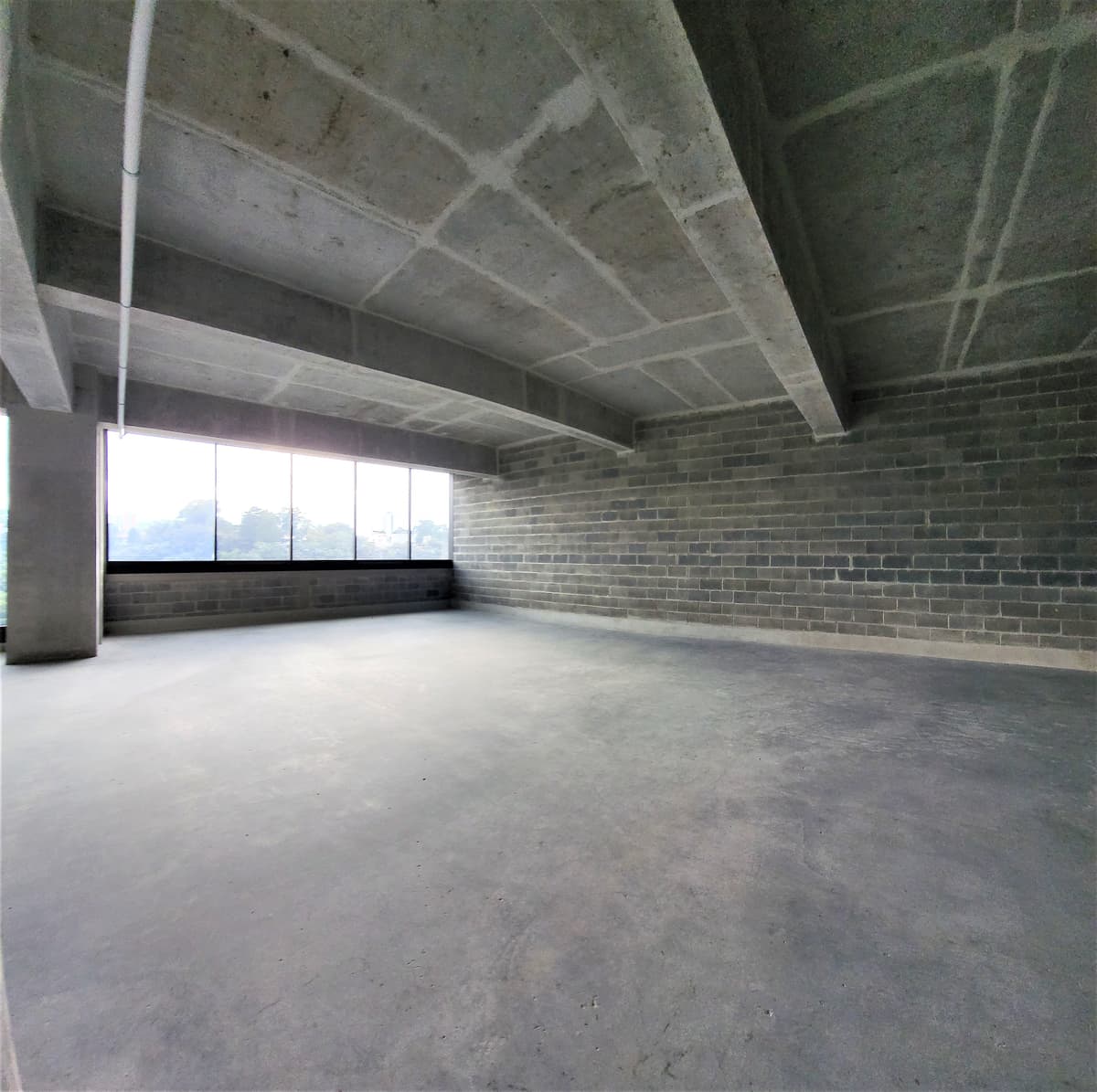Oficina en Renta en de 305 mts2 Zona 15 Edificio Spazio - foto 2