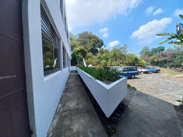 Casa Comercial 942Mts + 15 parqueos km 8 CES - foto 3