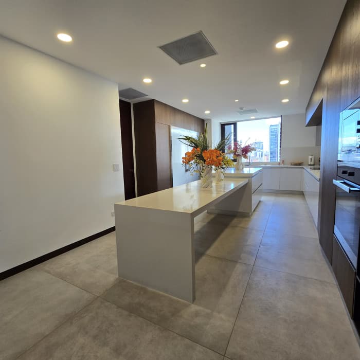 Lujoso Apartamento Amueblado en Tiffany Novena Zona 14 - foto 3
