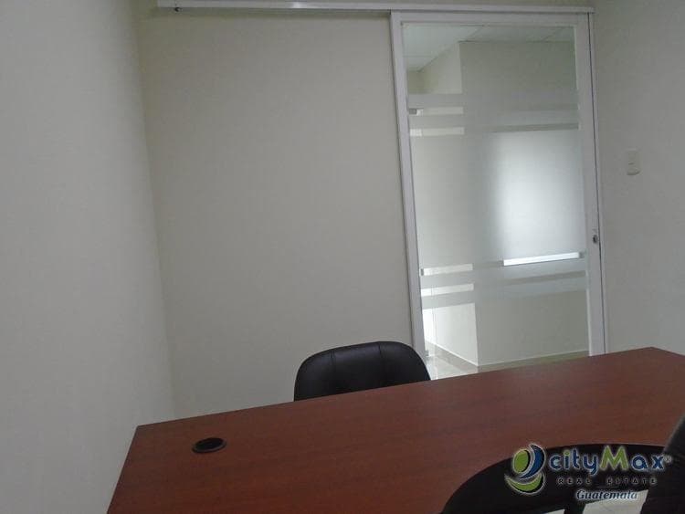Se renta oficina en zona 10, muy bien ubicada!! - foto 4