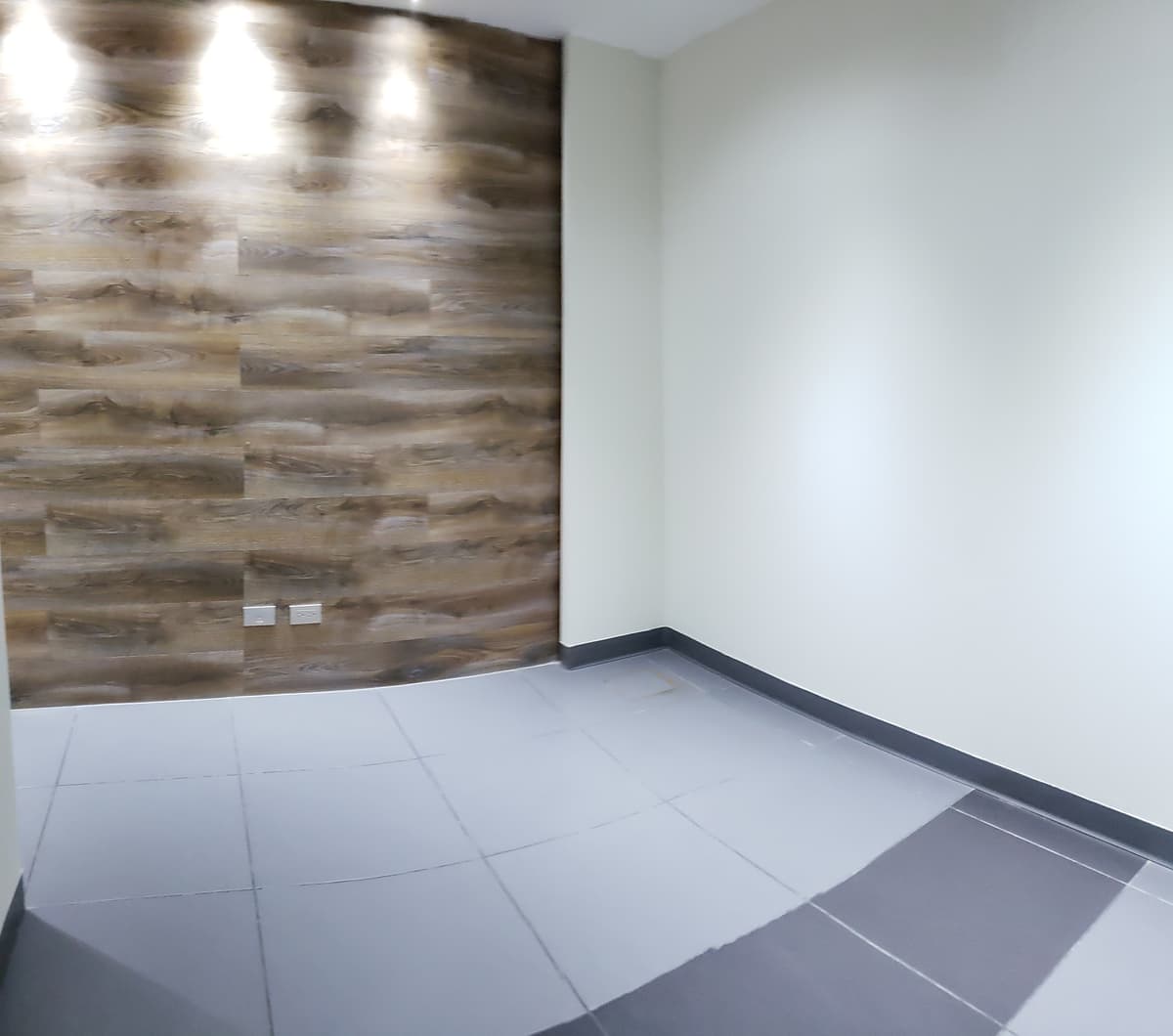 Oficina en Renta o Venta en Europlaza Zona 14 - foto 4